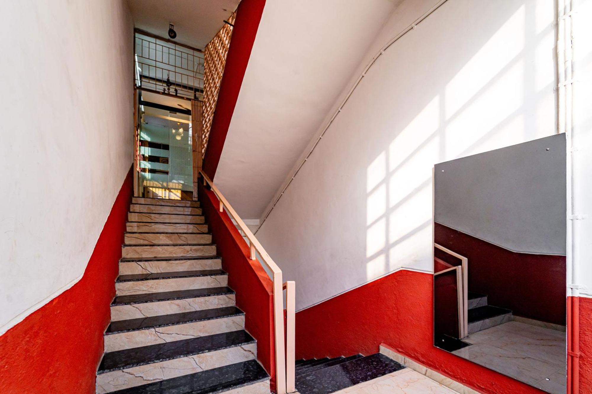 Itsy Hotels Mansi Nashik Zewnętrze zdjęcie