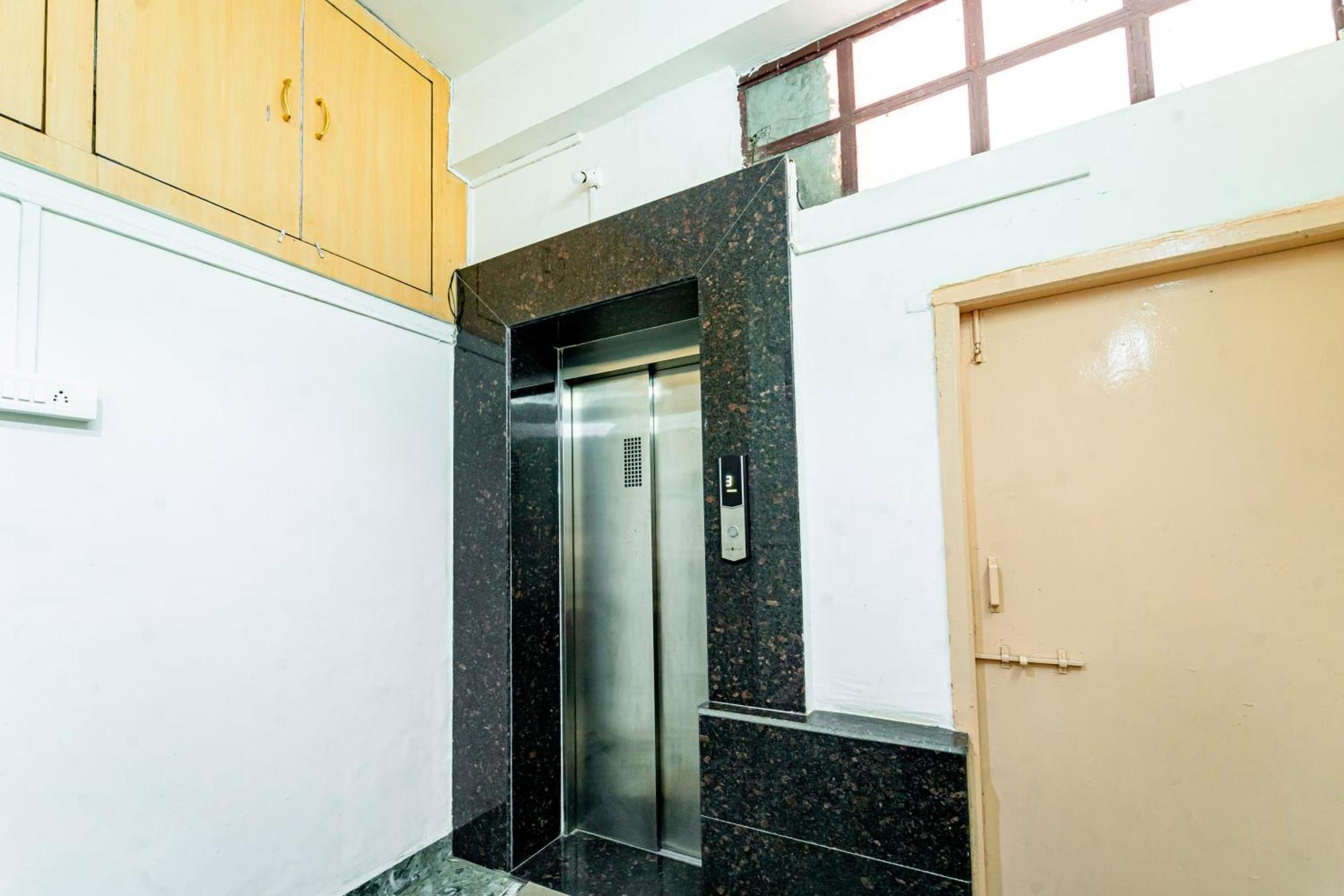 Itsy Hotels Mansi Nashik Zewnętrze zdjęcie