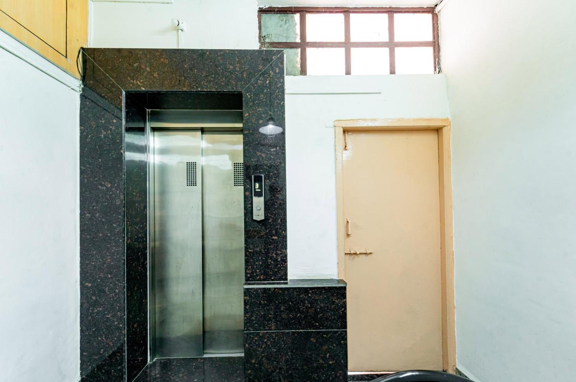 Itsy Hotels Mansi Nashik Zewnętrze zdjęcie